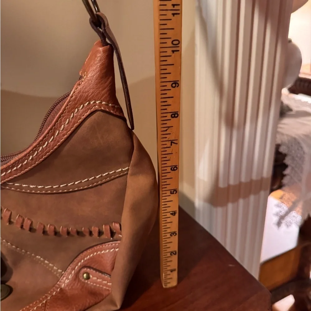 b.o.c. Cedar Ridge Hobo Crossbody  Brown Shoulder Bag with Dual Zippers